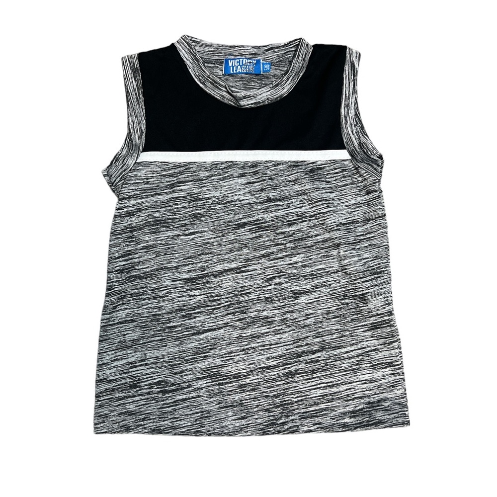 Victory League girls gray sleeveless shirt